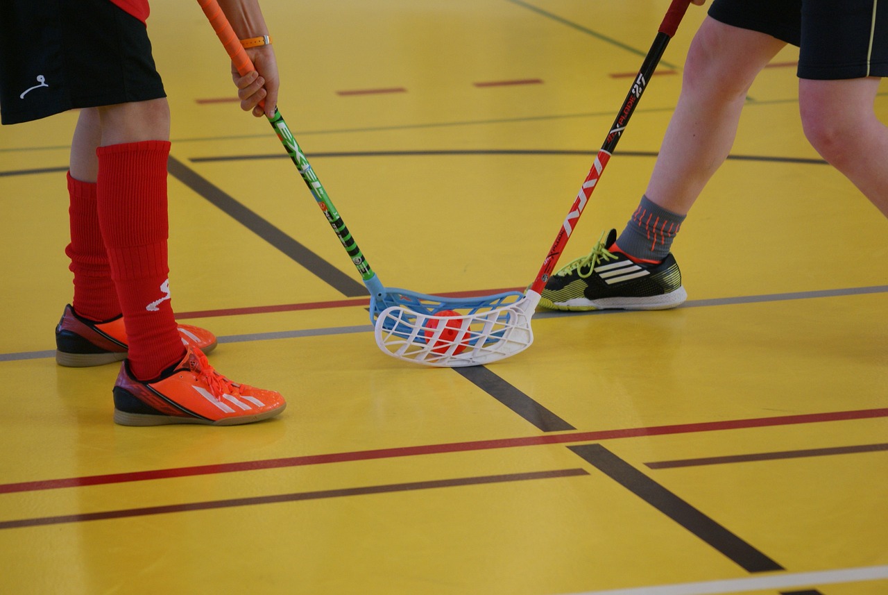 Optimer dit floorball spil med kvalitetsudstyr fra Oxdog